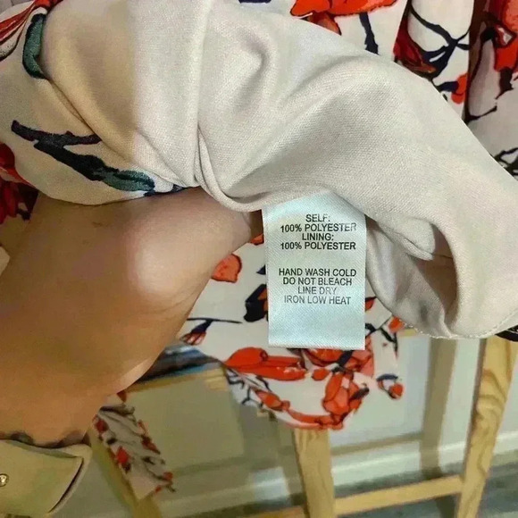 Lulu’s blushing blooms Nude Floral print Off The Shoulder Dress size medium - Picture 5 of 8